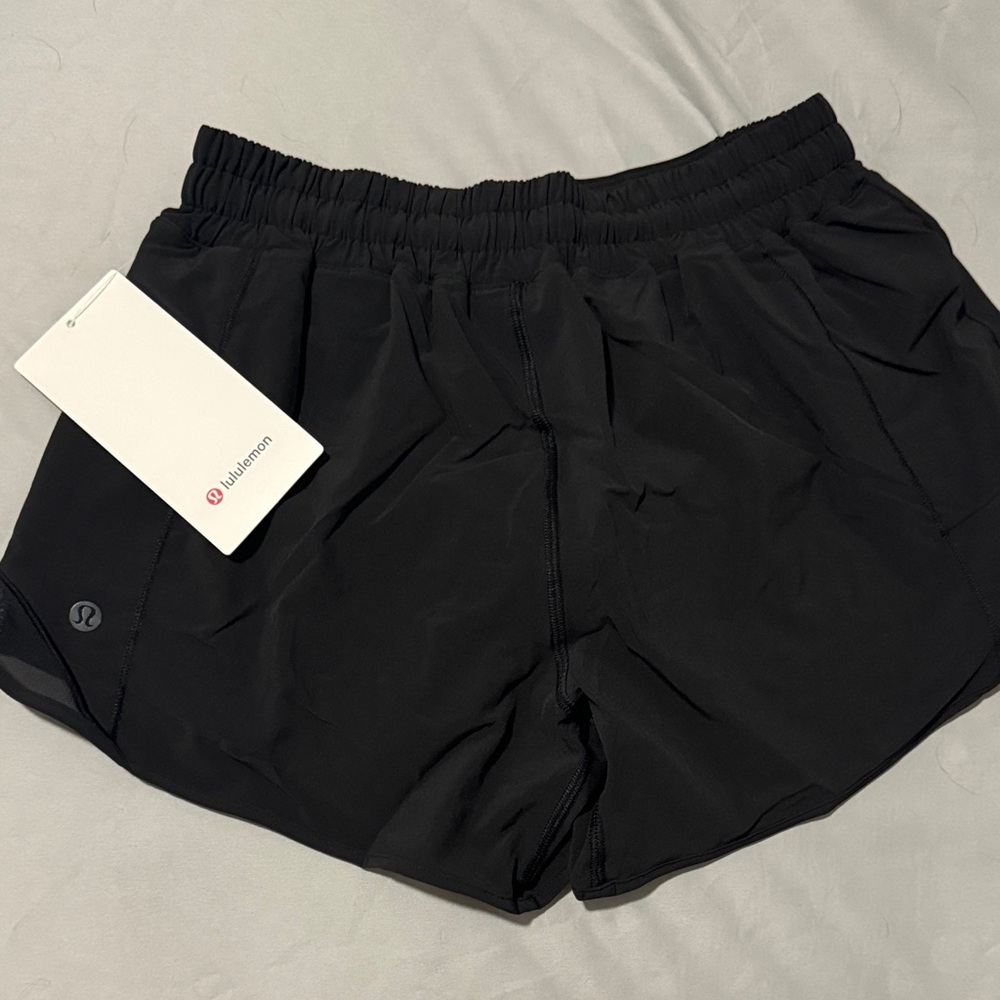 lululemon hotty hot black shorts